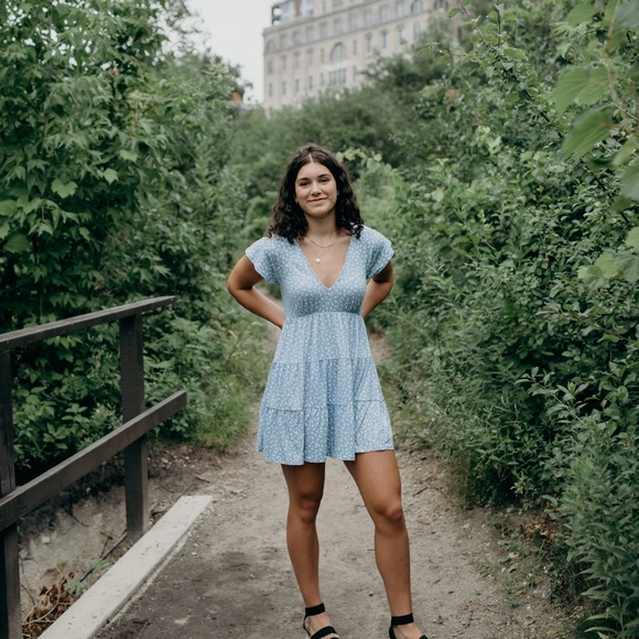 Meet your Posher, Hannah - Picture 1 of 1